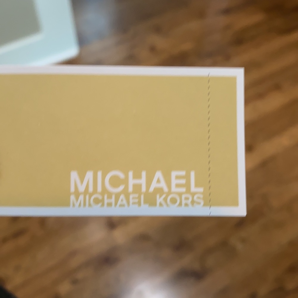 Michael Kors gloves - Picture 3 of 4